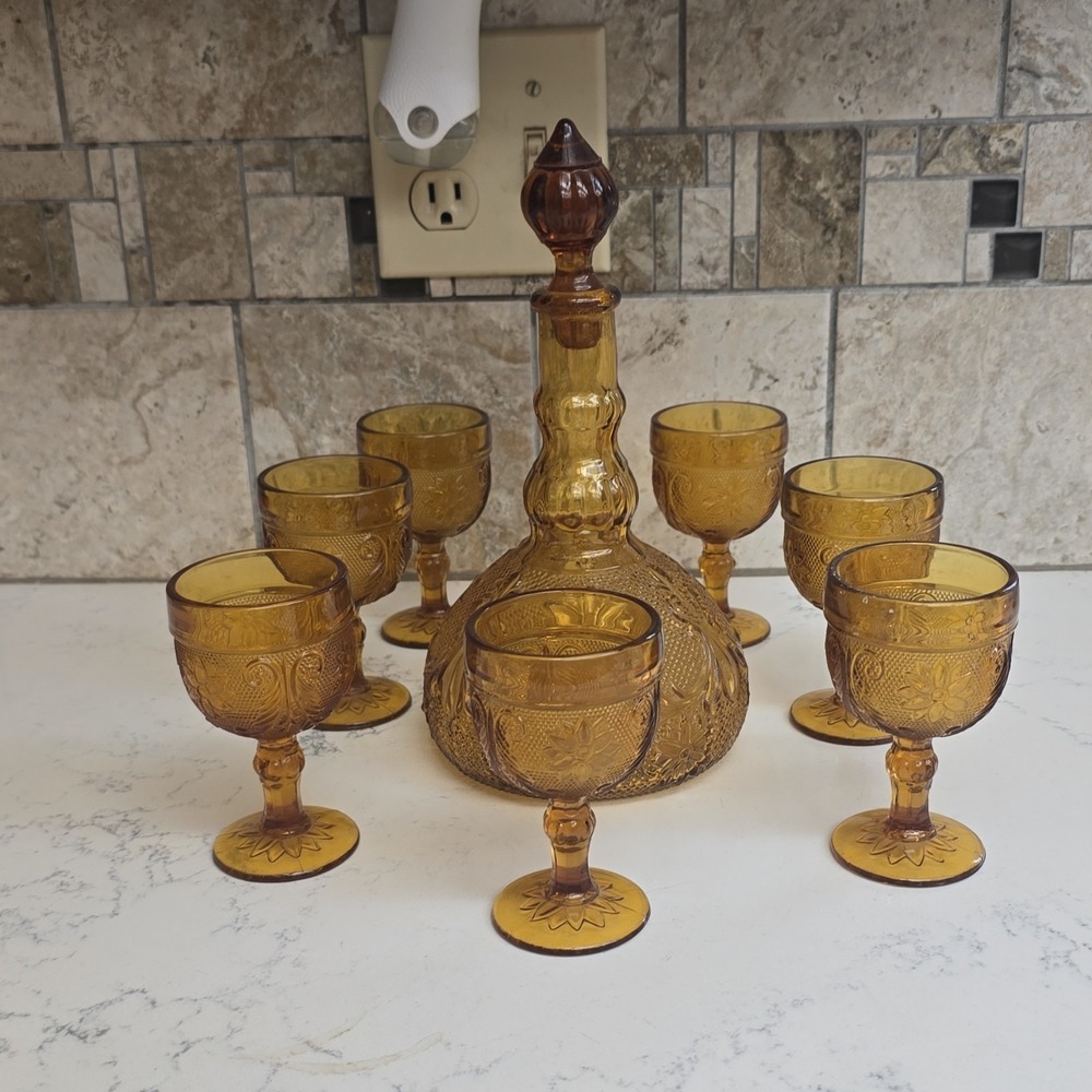 Amber Indiana Glass & 8Goblets
